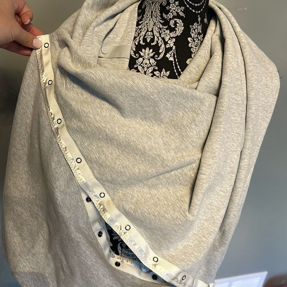 Lululemon Scarf